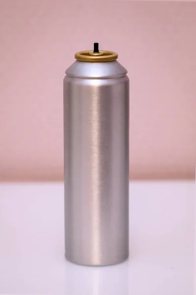 Tiro Uma Lata Pulverização Metal Como Usado Para Hairspray — Fotografia de Stock