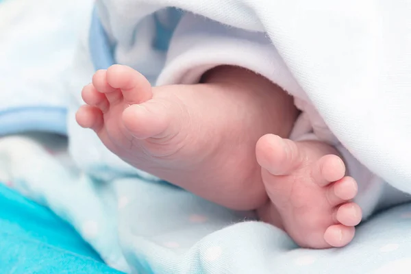Detailaufnahme Eines Neugeborenen Das Friedlich Bett Schlief Makroaufnahme Aus Nahaufnahme — Stockfoto