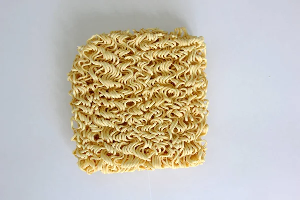 Fideos Instantáneos Sobre Fondo Blanco — Foto de Stock