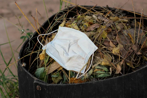 Sacchetto Plastica Con Spazzatura Cestino Spazzatura — Foto Stock