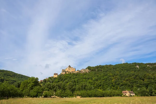 最も美しい景観の島の城の眺め — ストック写真