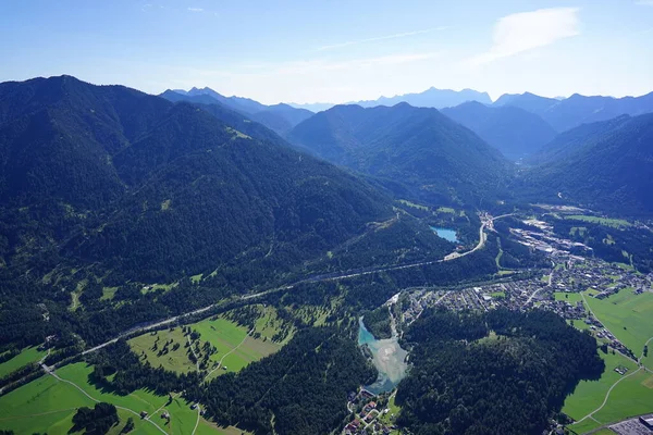 Tyrol Avusturya Daki Reutte Yakınlarındaki Vadi Dağların Havadan Görünüşü — Stok fotoğraf