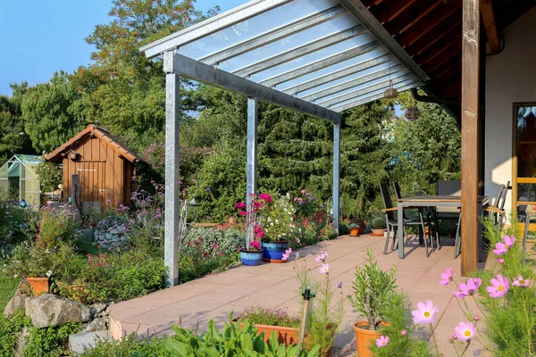 Glass Patio Cover View Garden — Stock Photo, Image