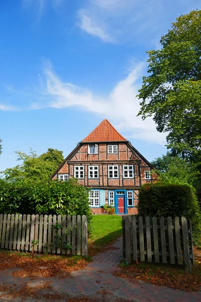 Altes Holzhaus Dorf — Stockfoto