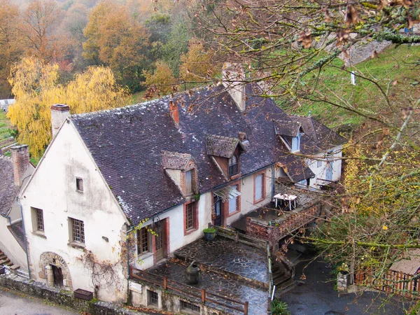 Vecchia Casa Nel Villaggio — Foto Stock