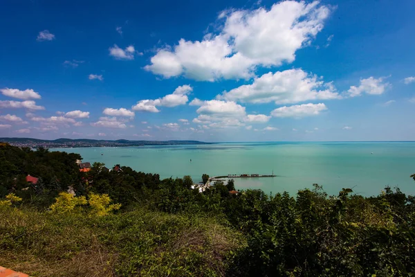 Pantai Tropis Yang Indah Dengan Langit Biru — Stok Foto