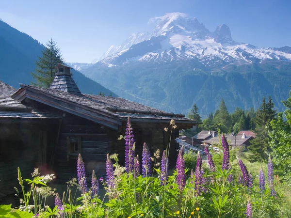 Prachtig Landschap Met Een Bergdorp — Stockfoto