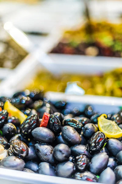 Assorted Olives Put Sale Italian Street Market Stall — Stock Photo, Image