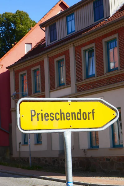 Arrow Signpost Prieschendorf Dassow — Zdjęcie stockowe