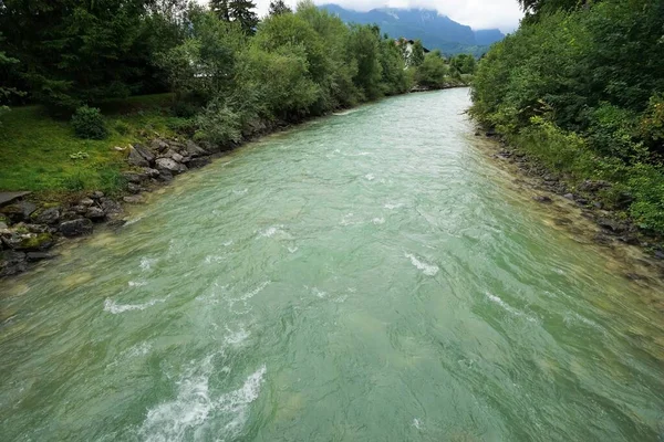 Rzeka Alpach Jakości Wody Pitnej — Zdjęcie stockowe