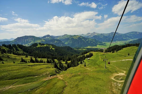 Gondolhissen Tyrolska Alperna — Stockfoto