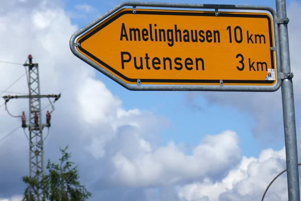 Pilskylt Mot Amelinghausen Putensen — Stockfoto