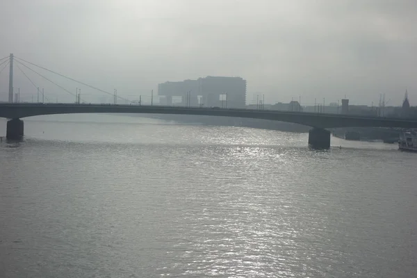 Blick Über Den Rhein Den Kranhäusern Köln Nebel Und Licht — Stockfoto