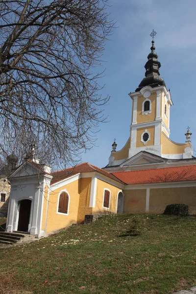 Εκκλησία Της Αγίας Τριάδας Στην Παλιά Πόλη Της Vilnius Lithuania — Φωτογραφία Αρχείου