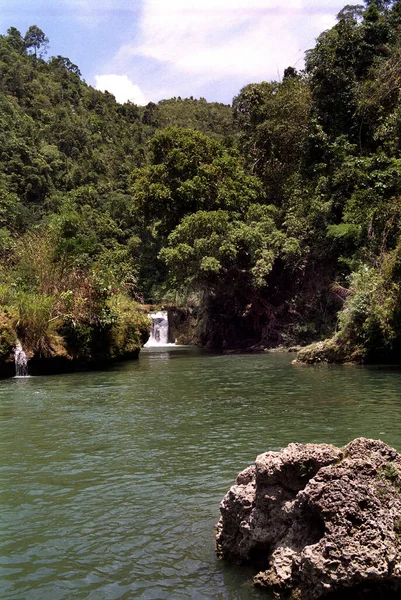 Schöne Aussicht Auf Den Fluss Den Bergen — Stockfoto