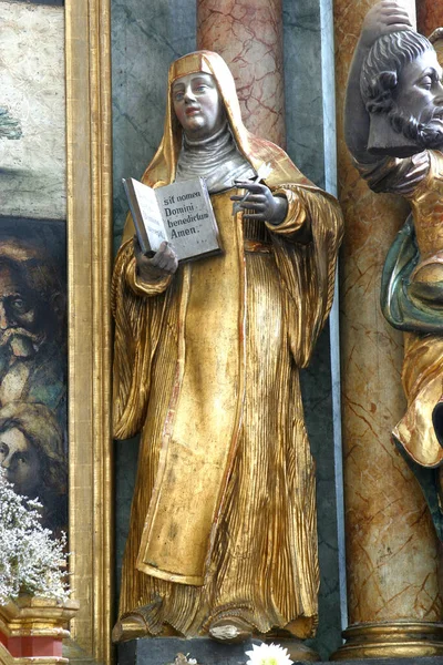 Statue Sainte Trinité Dans Église Nativité Vierge Marie — Photo