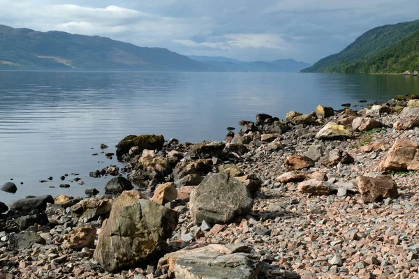 Schöne Landschaft Des Sees Den Bergen — Stockfoto