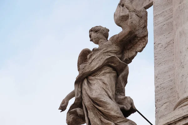 Ангел Фасаде Церкви Святой Андреа Делла Вацлав Риме Италия — стоковое фото