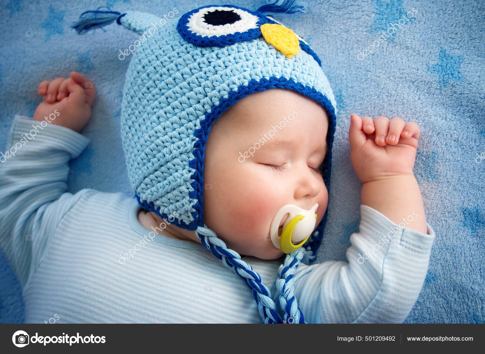 Baby store owl hat