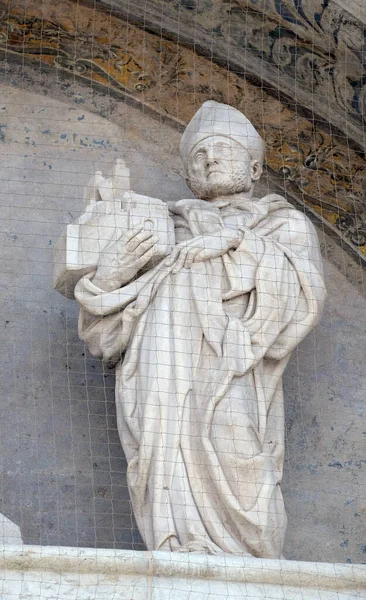 ペトロニオ大聖堂の聖ルネットByヤコポ デッラ ケルシア イタリア — ストック写真