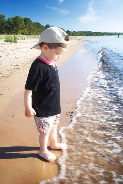 Little Boy Beach — Stock Photo, Image