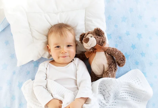 One Year Old Baby Lying Bed Plush Teddy Bear — Stock Photo, Image