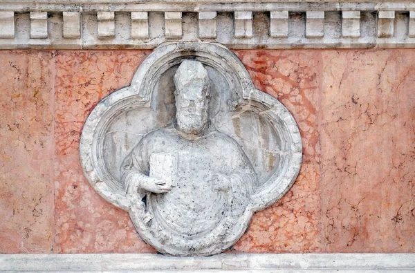 Santo Ambrósio Por Giovanni Riguzzo Relevo Fachada Basílica San Petronio — Fotografia de Stock