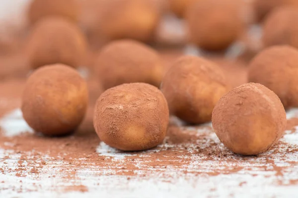Marzipankartoffeln Mit Kakaopulver Süßigkeiten Für Weihnachten Leerer Kopierraum — Stockfoto
