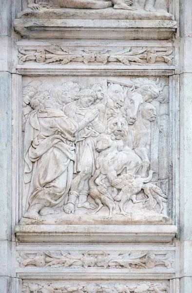 Noé Sort Arche Relief Sur Portail Basilique Saint Pétrone Bologne — Photo