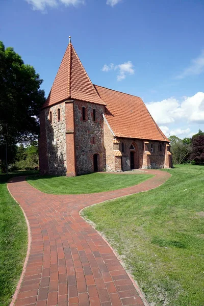 Protestant Lutheran Virgin Mary Chapel Oetzen Historical Fieldstone Chapel 14Th — Stock Photo, Image