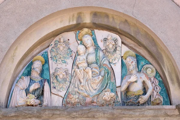 Szűz Mária Gyermek Jézus Szentek Portálon Szent József Templom Lucca — Stock Fotó