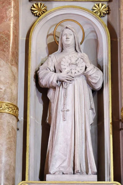 Estátua Santa Margarida Altar Principal Basílica Sagrado Coração Jesus Zagreb — Fotografia de Stock