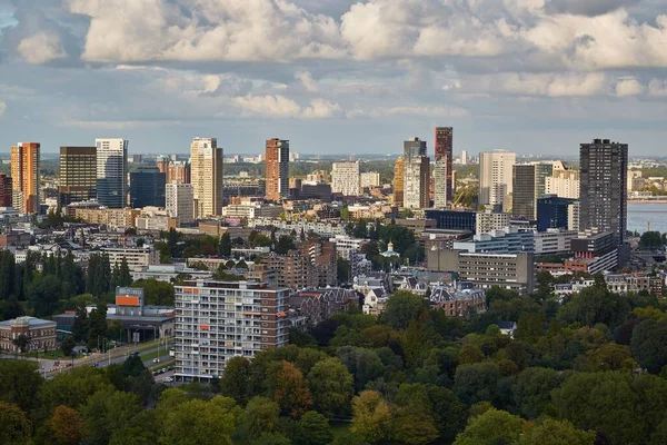 Rotterdam Şehir Merkezi Yüksek Açı Manzarası Gözcü Noktasından — Stok fotoğraf