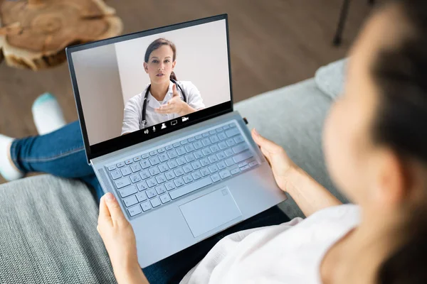 Video Conferenza Medica Online Con Medico Sul Computer Portatile — Foto Stock