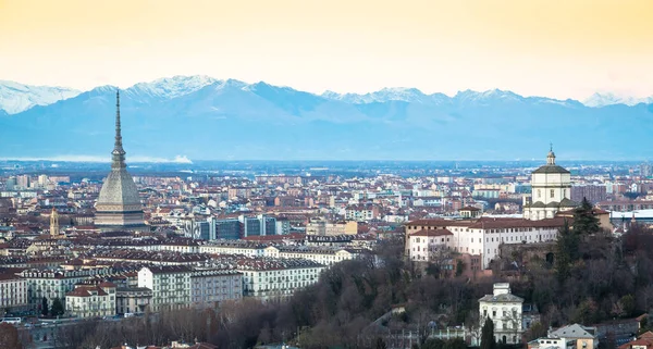 Turin Itália Circa Agosto 2020 Vista Panorâmica Com Horizonte Pôr — Fotografia de Stock