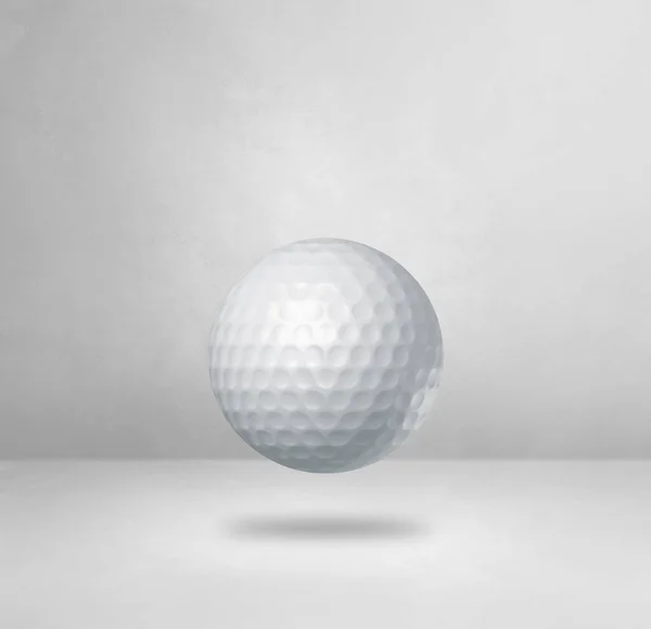 白いゴルフボールは ブランクスタジオの背景に隔離された 3Dイラスト — ストック写真
