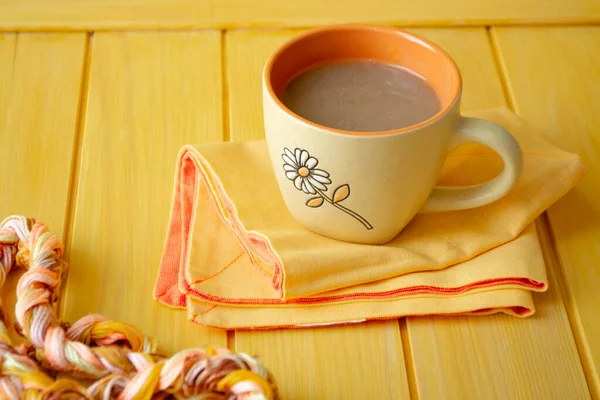 Color Concept Cappuccino Coffee Art Orange Cup Yellow Wooden Table — Stock Photo, Image