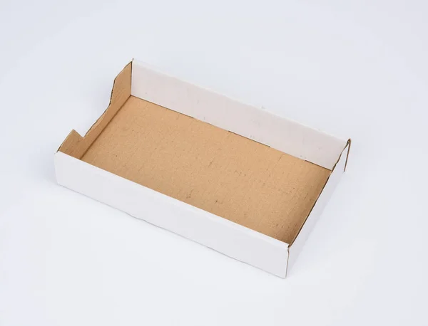 Прямоугольная Пустая Картонная Коробка Коричневой Бумаги Белом Фоне Коробка Крышки — стоковое фото
