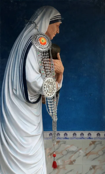 Estatua Madre Teresa Iglesia Católica Kumrokhali Bengala Occidental India — Foto de Stock