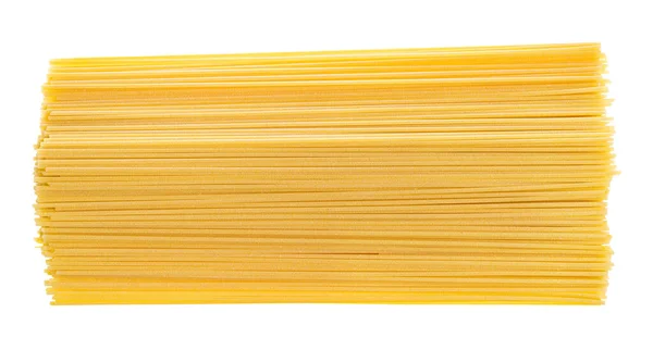 Amontoado Espaguete Seco Italiano Isolado Sobre Fundo Branco — Fotografia de Stock