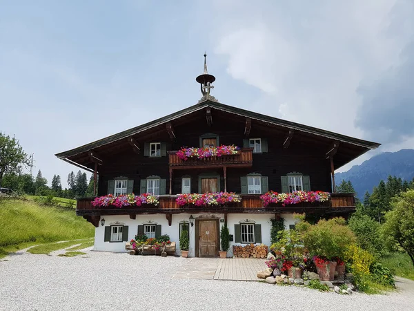 Vacker Utsikt Över Bergen — Stockfoto