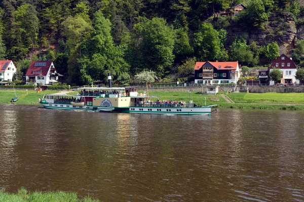 Wilgotność Kurort Rathen Nostalgischer Schaufelraddampfer — Zdjęcie stockowe