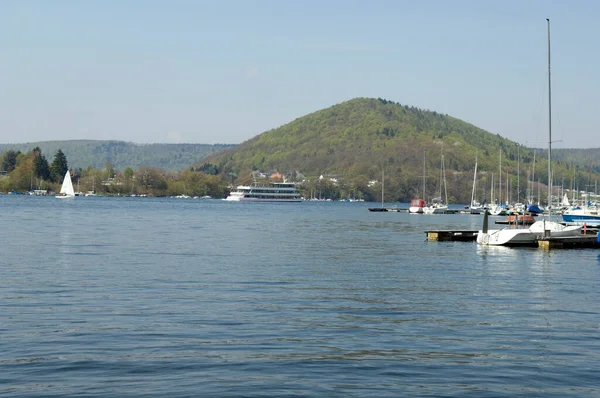 Barca Sul Lago — Foto Stock