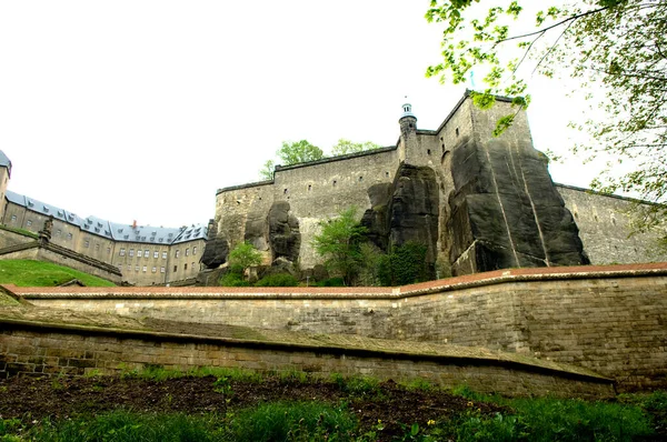 Burg Königstein Festung Elbsandsteingebirge — Stockfoto