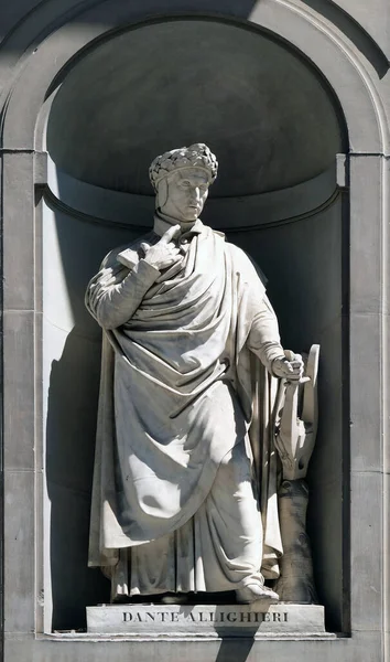 Dante Alighieri Niches Uffizi Colonnade Φλωρεντία Ιταλία — Φωτογραφία Αρχείου