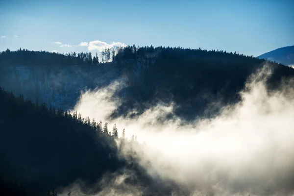 Nevoeiro Névoa Nas Montanhas Baixa Áustria — Fotografia de Stock