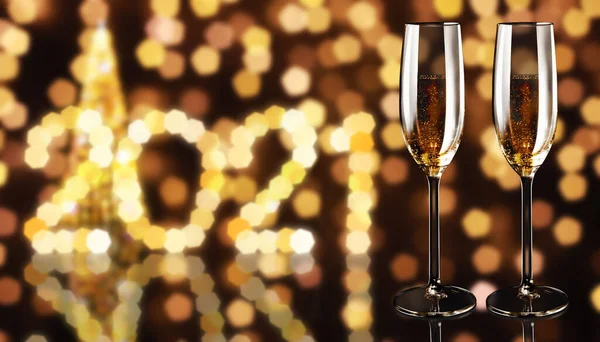 Bicchieri Champagne Con Sfondo Bokeh Scintillante — Foto Stock