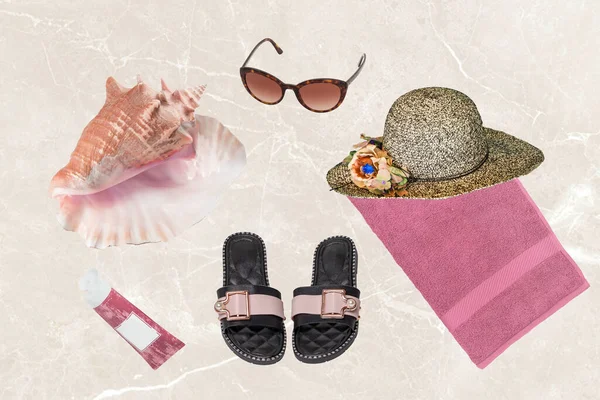 Γυναικεία Αξεσουάρ Παραλίας Ψάθινο Καπέλο Και Πετσέτα Flip Flops Σανδάλια — Φωτογραφία Αρχείου