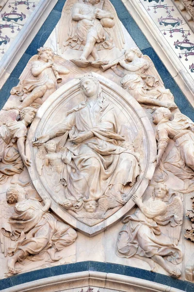 Madonna Girdle Portal Cattedrale Santa Maria Del Fiore Katedra Najświętszej — Zdjęcie stockowe