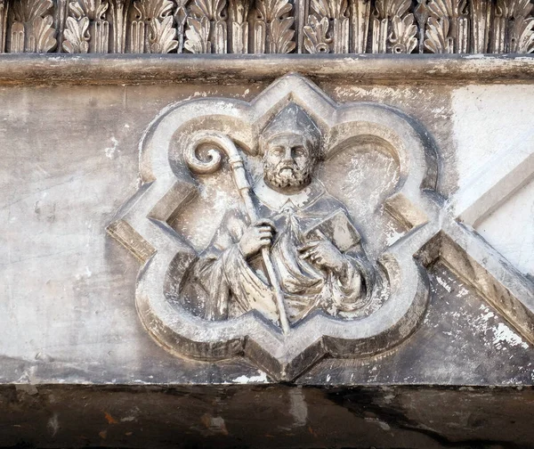 Lucca Talya Daki Martino Katedrali Nin Kapısında Bir Aziz — Stok fotoğraf